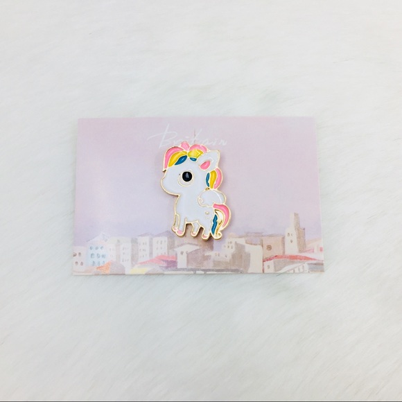 ‼️Must Bundle‼️Pink Princess Unicorn Enamel Pin - Picture 2 of 4
